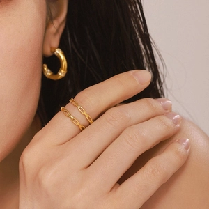 Minimalist gold chain hollow rings set for women made of durable titanium steel