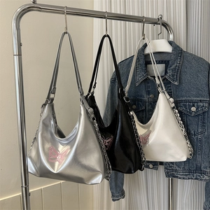 Chic Y2K Hobo bag with butterfly embroidery and metal chains in silver, black and white