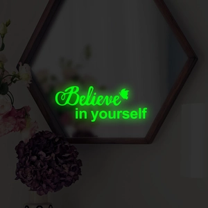 Φωσφοριζέ αυτοκόλλητο τοίχου Believe in yourself με πεταλούδα σε εξάγωνο καθρέφτη