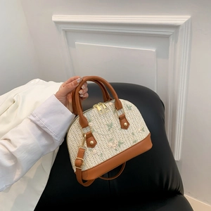 Vintage Women Straw Embroidery Shell Bag Fashion Floral Embroidered Handbag Shoulder Crossbody Bag With Adjustable Strap