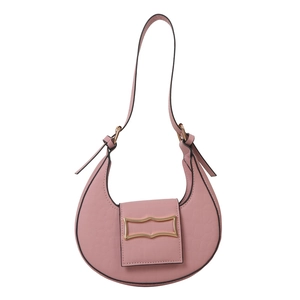 Sac hobo rose en forme de croissant avec texture crocodile et boucle dorée