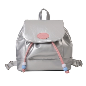 Mini sac à dos métallique argenté pour femme avec cordon rose et logo mode