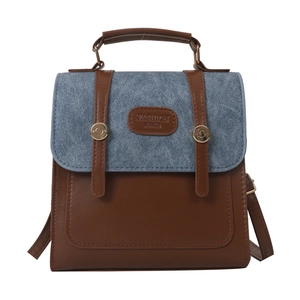 Sac à dos et sac à main convertible en cuir marron et denim bleu au style vintage