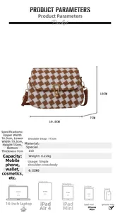 Size chart showing handbag dimensions and capacity for phone, wallet and cosmetics