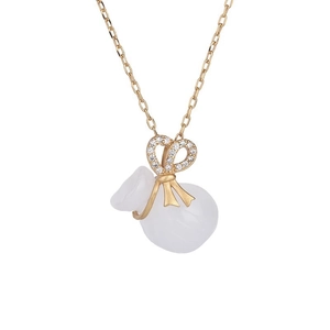 Collier avec pendentif sac de fortune chinois, nœud doré et imitation jade blanc