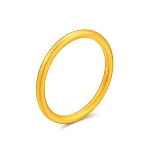 Classic matte gold band ring with a minimalist solid brushed finish for women and men