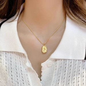 Irregular vintage gold plated tulip flower pendant necklace with snake chain for women