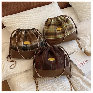 Retro Plaid Woolen Bucket Bag For Women Fashion Drawstring Backpack With Gold Metal Chain Strap Casual Patchwork Bag