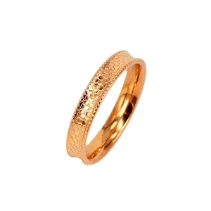 Bague vintage pour femme en acier titane doré avec motif écailles de dragon gravé