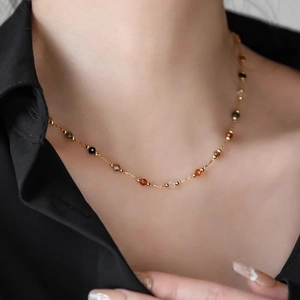 Naturstein Perlen Halskette 18K Vergoldeter Edelstahl Bunter Choker Für Frauen Elegantes Minimalistisches Schmuckstück