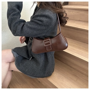 Retro dark brown baguette shoulder bag with square buckle and minimalist leather strap
