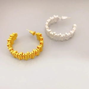 Chic 18k gold and silver plated C-shaped stud earrings with irregular geometric texture
