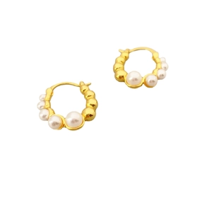 Elegant gold-plated hoop earrings featuring white pearls in a minimalist design