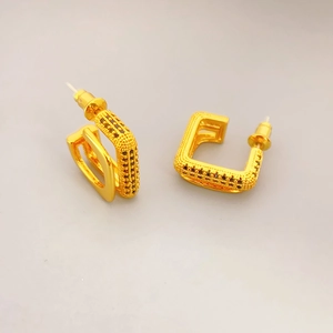 18K Gold Plated Brass Square Stud Earrings With Black Zirconia And 925 Sterling Silver Earring Post Women Fashion Jewelry