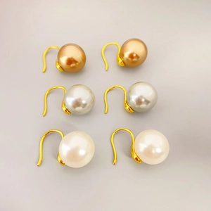 Elegant Artificial Pearl Hook Earrings Brass 18K Gold Plated Round Shell Artificial Pearl Simple Minimalist Jewelry Accessory For Women
