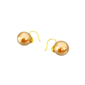 Classic gold hooks with champagne pearls featuring minimalist high-luster finish