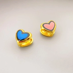 Orecchini a Cerchio Huggie in Smalto a Cuore Ottone Placcato Oro 18K Fibbie per Orecchie per Donna Gioielli di Moda