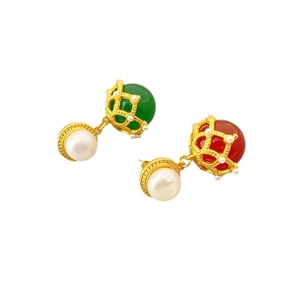 Boucles d'oreilles lanterne avec agate rouge, calcédoine verte et perles blanches