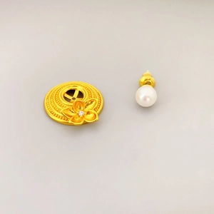 925 silver needle vintage gold plated flower and pearl earring set with zircon accent