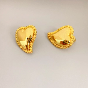 Elegant gold heart stud earrings with vintage beaded texture and polished 925 silver needles