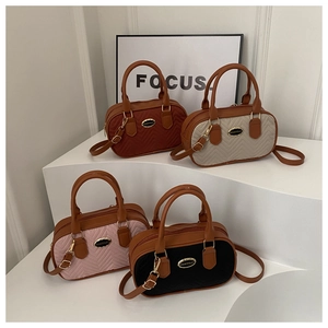 Women Quilted PU Leather Shoulder Bag Color Block Boston Handbag Fashion Crossbody Bag With Adjustable Strap For Daily Use