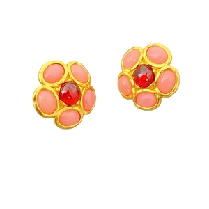 Fashionable floral 925 silver needle stud earrings with pink petals and a red gem center
