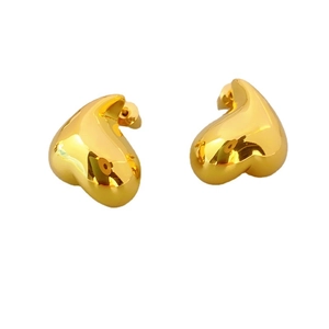 Sleek heart-shaped gold stud earrings crafted in high-polish brass with a 925 silver needle