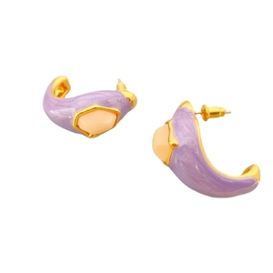 Irregular C-shaped enamel earrings with pink gemstone and gold finish on white background