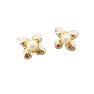 Two-tone silver and gold flower earrings featuring a central pearl inlay and petals