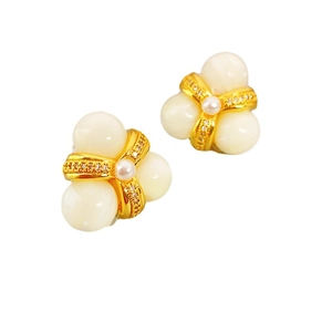 Exquisite gold-plated earrings featuring three teardrop shell pearls and zircon accents