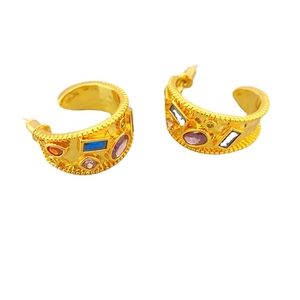 Boucles d'oreilles créoles dorées en C avec cristaux colorés et bords perlés vintage