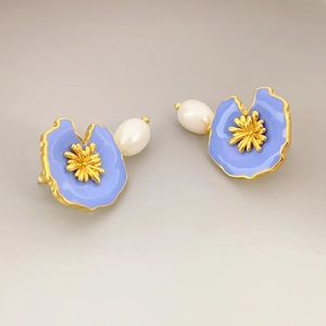 Vintage enamel flower stud earrings with gold trim and white pearl accent for women