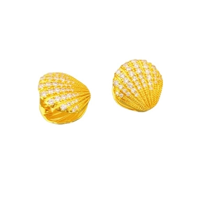 Elegant gold shell-shaped hoop earrings with sparkling rhinestones and ribbed texture
