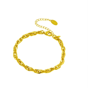 Minimalist chunky gold chain bracelet with double-ring links and K18 engraving