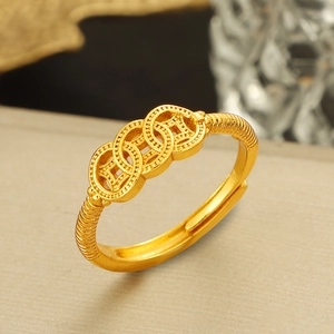 Bague vintage dorée ajustable avec trois pièces de monnaie évidées au design chinois