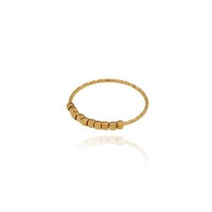 Detailed view of a gold-plated twisted rope ring featuring eight small square cubes
