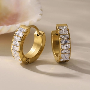 Gold-plated wide hoop earrings featuring five princess-cut cubic zirconia stones