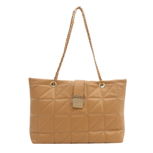 Borsa tote caramello in pelle PU con trapuntatura geometrica e tracolla a catena dorata