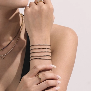 Bracelet Tennis Minimaliste en Acier Inoxydable avec Zirconia pour Femme Plaqué Or 18K Bijoux de Mode Étincelant Cadeau
