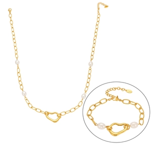 Gold plated stainless steel jewelry set with irregular heart pendant and white pearls