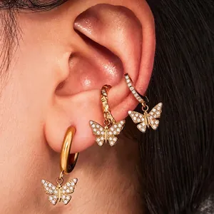 Boucles d'Oreilles Anneaux en Acier Inoxydable Plaqué Or Avec Pendentif Papillon et Zircone Cubique Bijoux pour Femmes