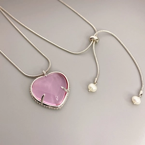 Fashionable adjustable heart crystal pendant necklace with pink stone and snake chain