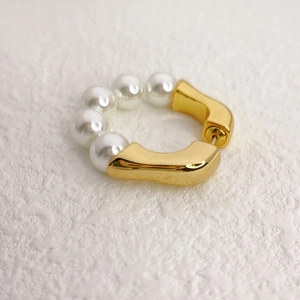 Fashionable C-shaped gold beaded earrings with five lustrous white pearls for women