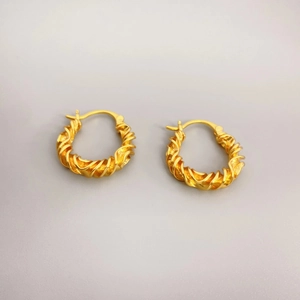 Orecchini a cerchio minimalisti in ottone placcato oro 18K con trama a tortiglione classica