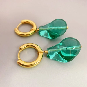 Fashionable gold hoop earrings with detachable translucent green glass waterdrop pendants