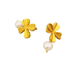 Elegant gold flower pearl earrings with sparkling crystals for a sophisticated look