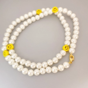 Acrylic Artificial Pearl Necklace Yellow Resin Smiley Face Beads Fun Trendy Clavicle Chain For Women Girls Jewelry
