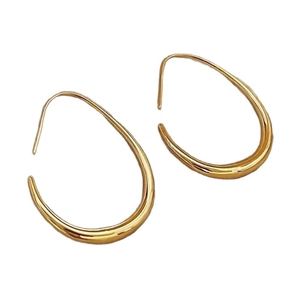 Boucles d'oreilles créoles dorées en forme de larme avec finition miroir pour femme