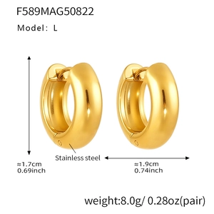 Macro shot showing dimensions and weight of golden stainless steel chunky hoop earrings