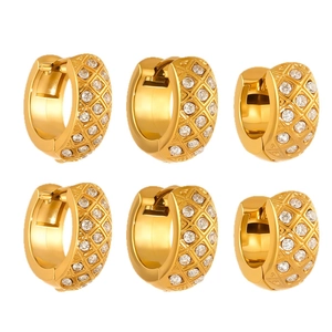 Set mit drei Paar 18k vergoldeten Edelstahl-Gitterohrringen mit glitzernden Zirkonia-Steinen